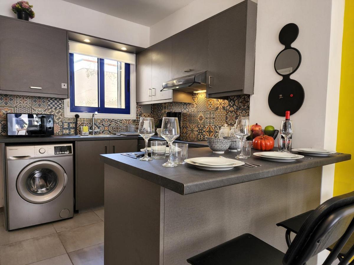 Frida'S Cozy Two Bedroom Apt ラルナカ エクステリア 写真